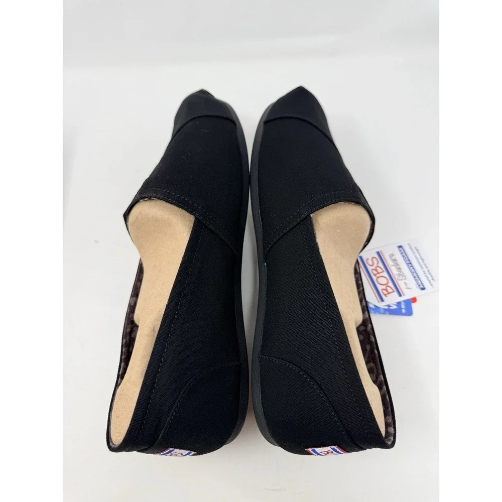 Skechers Bobs Women's Slip-On Shoe Plush Peace And Love Size 10 Wide Black Flats
